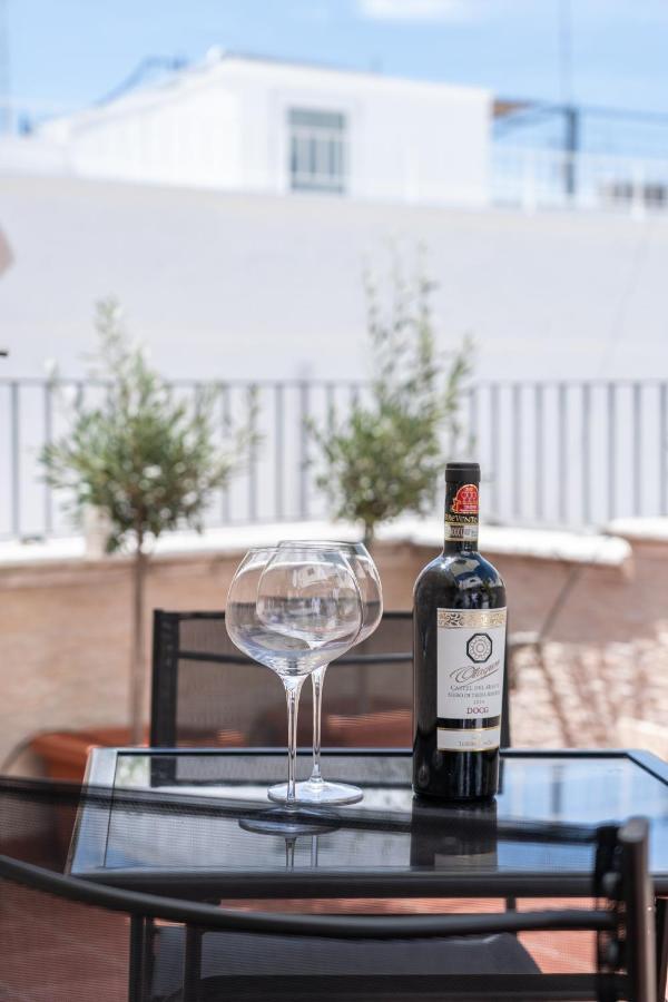 Wineart House, Terracielo Indipendente Nel Centro Di Monopoli公寓 外观 照片